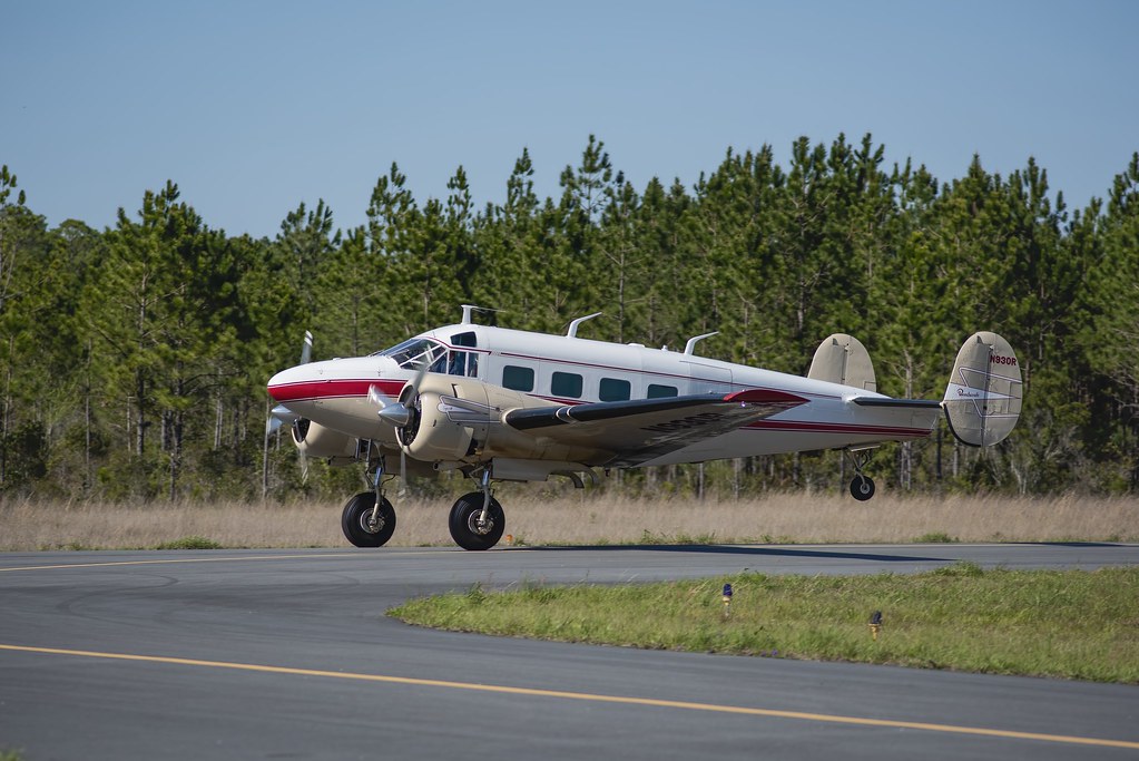 Beechcraft Beechcraft 18, Baxley, Stephen Brown Flickr