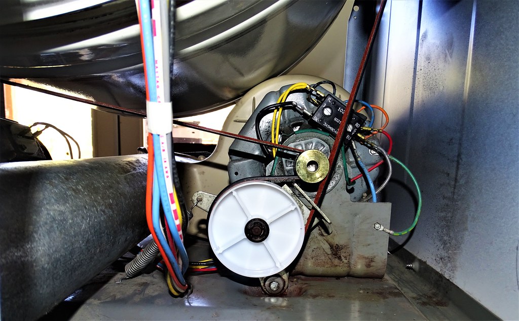 20220402 Maytag model LDE7500ACW new idler pulley assembly… Flickr