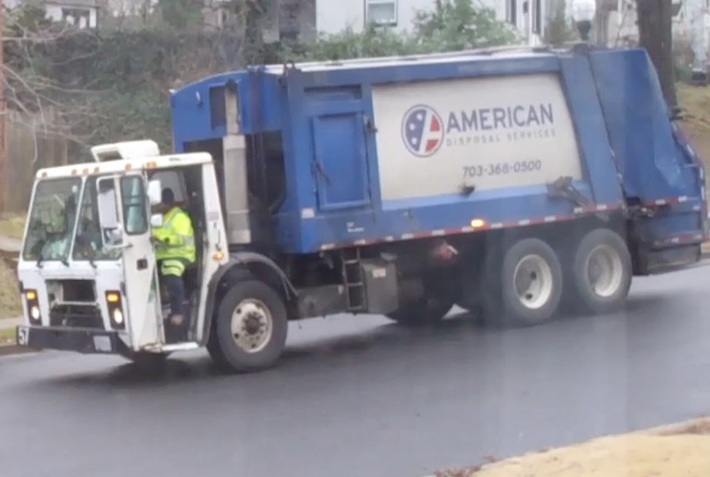 American Disposal Truck 57 Truck 57, a 2007 Mack LE, coll… Flickr