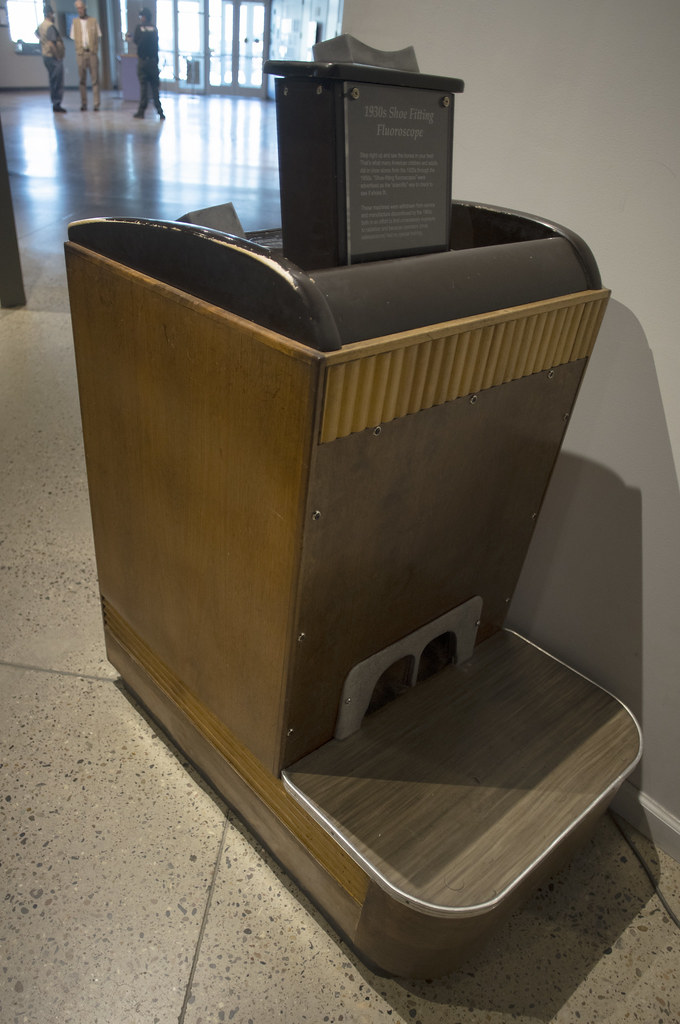 Shoefitting fluoroscope National Museum of Nuclear Scie… Flickr