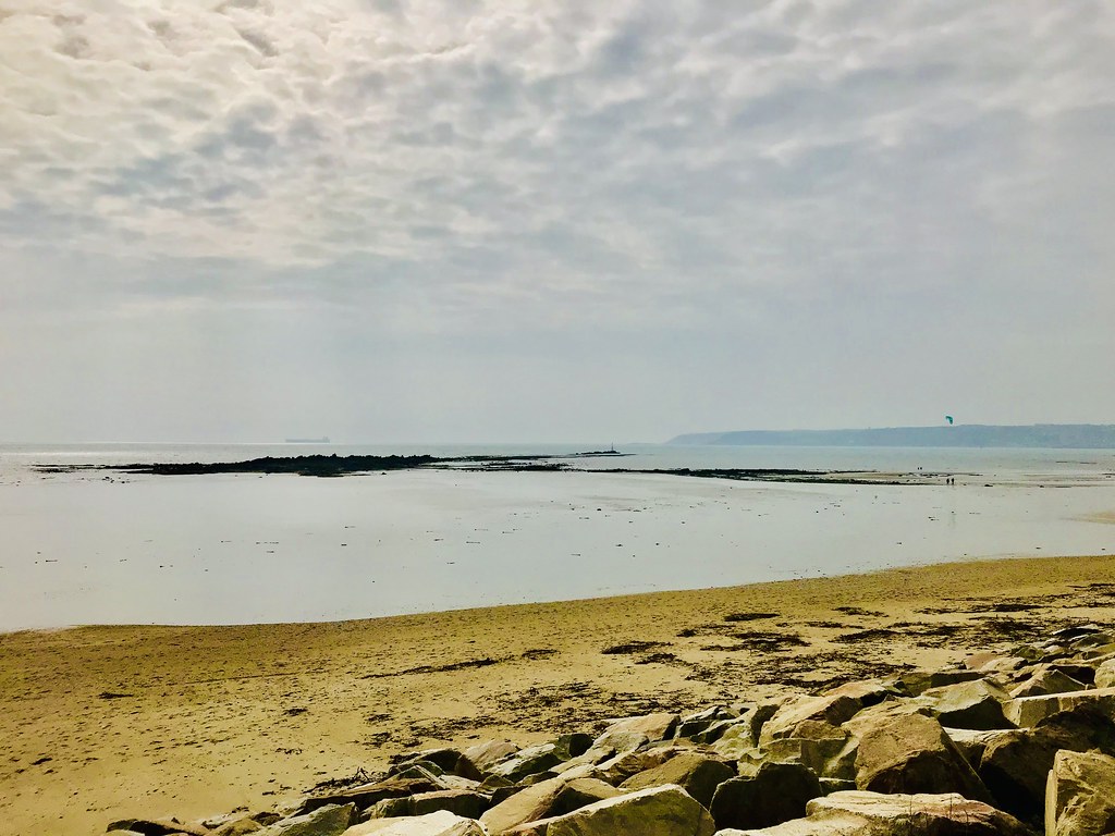 Long Rock Mount's Bay The view of Mount's Bay, near Long… Flickr
