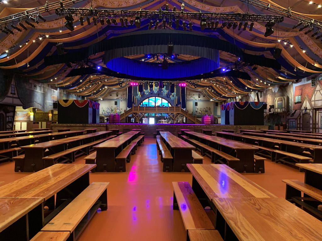 Das Festhaus dining hall Das Festhaus (59,000 square feet)… Flickr