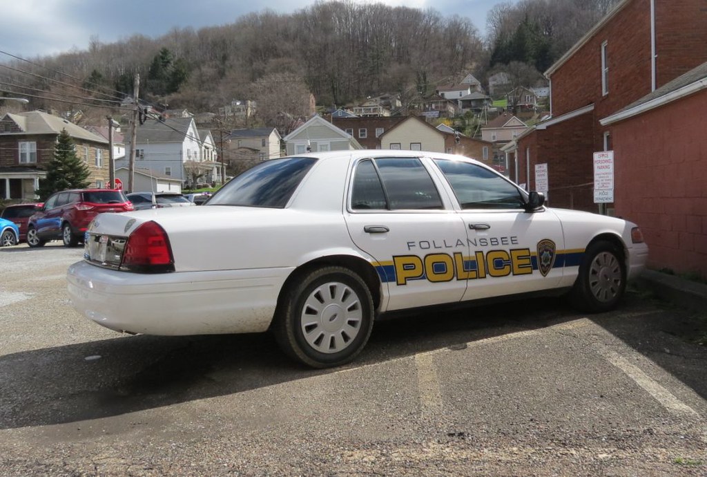 Follansbee Police Crown Victoria Follansbee, West Virginia… Flickr
