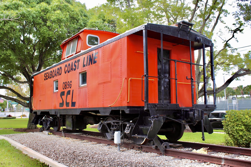Seaboard Coast Line M5 Caboose 0896 4422 During my Rail… Flickr
