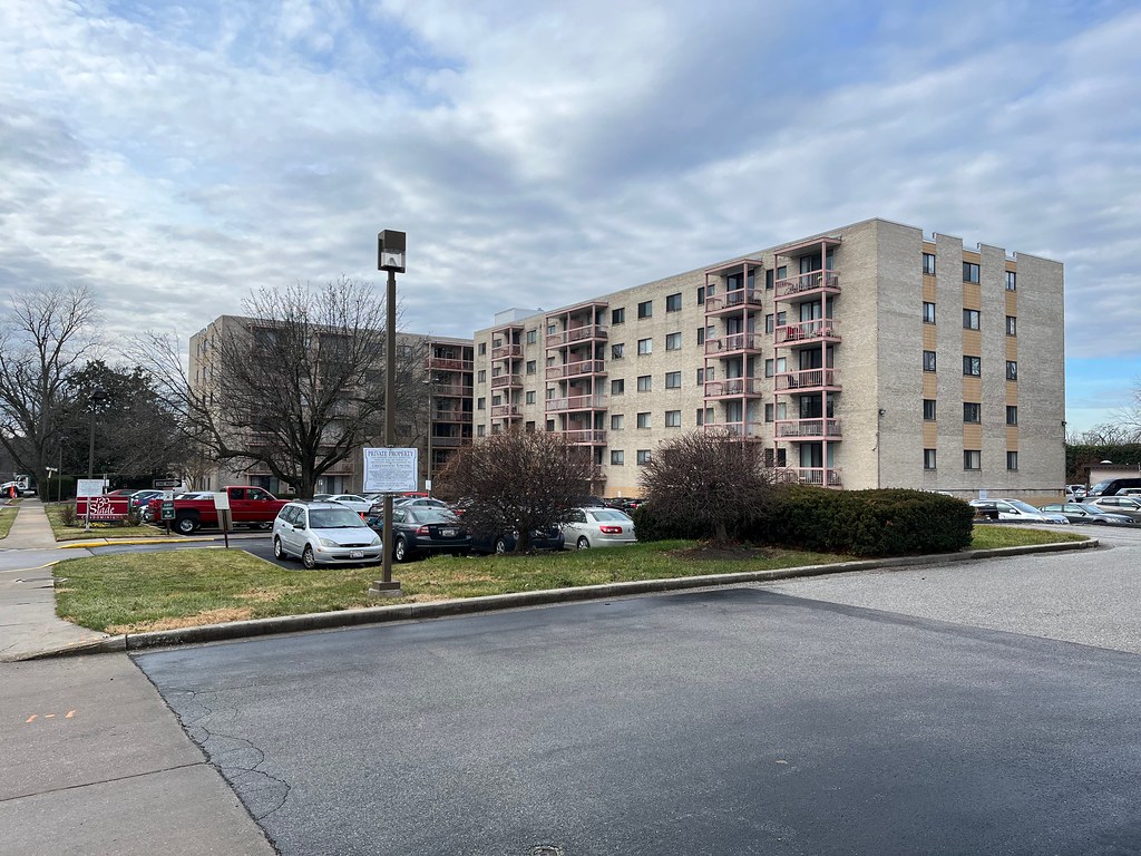 130 Slade Condominiums (1970), 130 Slade Avenue, Pikesville, MD 21208