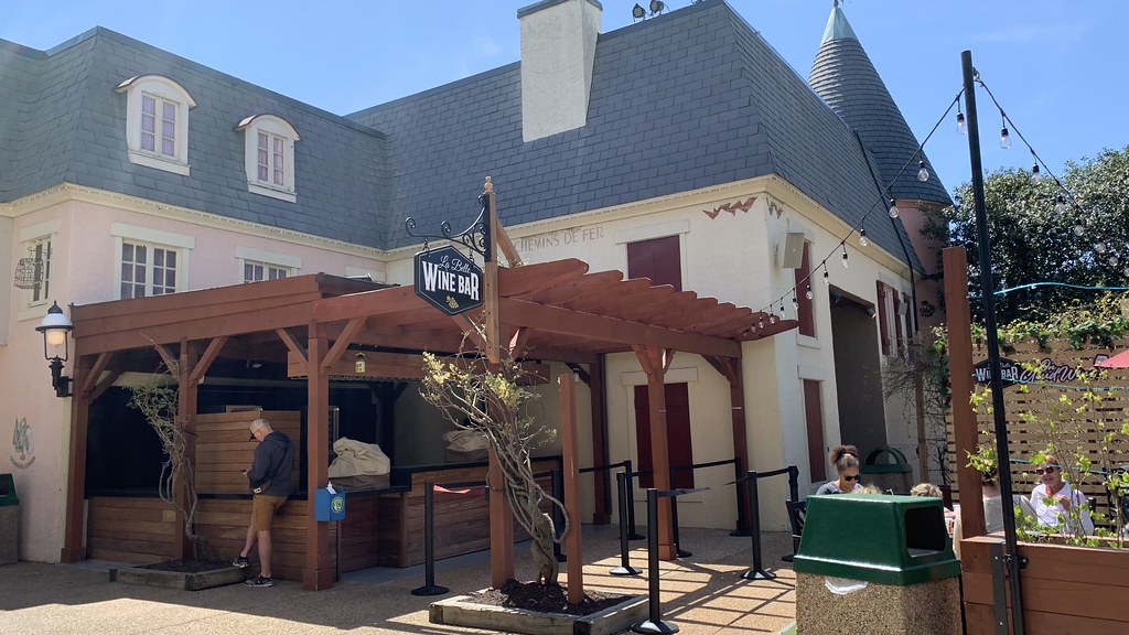 La Belle Wine Bar La Belle Wine Bar Aquitaine, France haml… Flickr