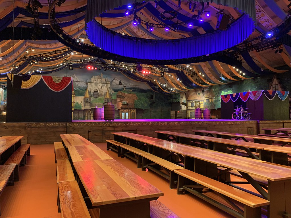 Das Festhaus dining hall Das Festhaus (59,000 square feet)… Flickr