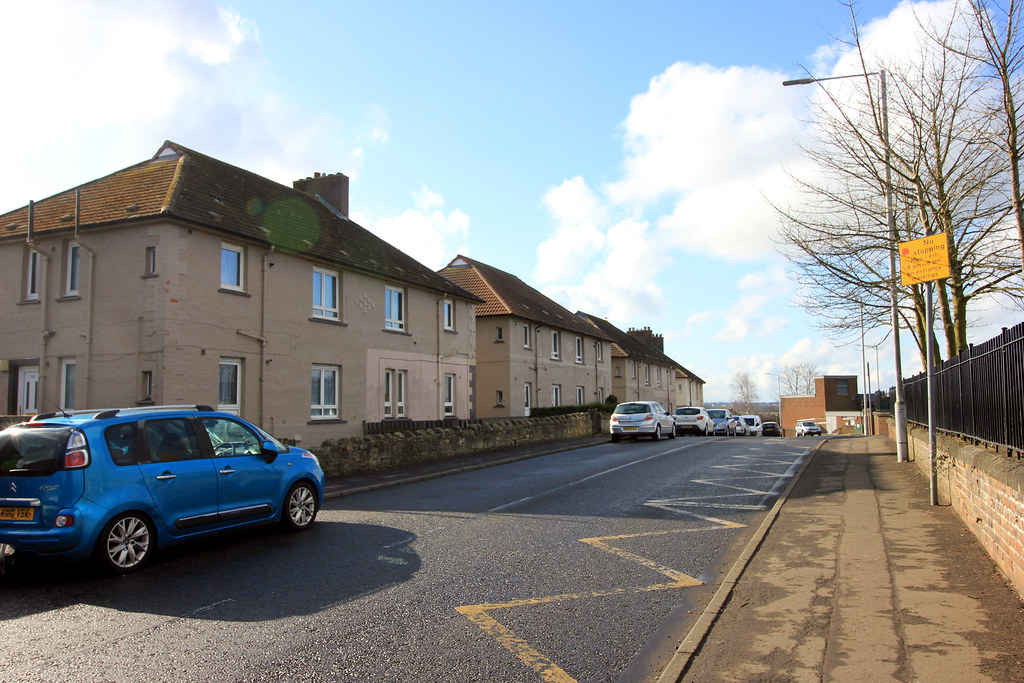 Lochore. Lochleven road. boneytongue Flickr