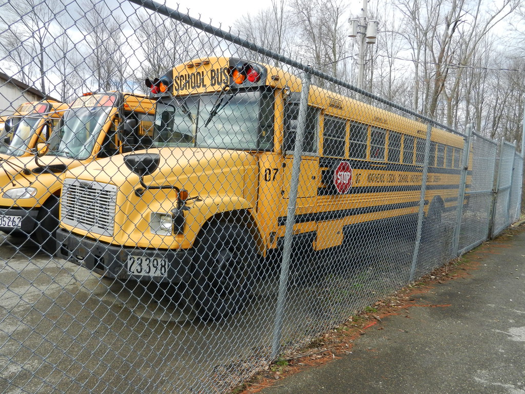 Mathews Local School District 7 Bus lot Cortland, OH Flickr