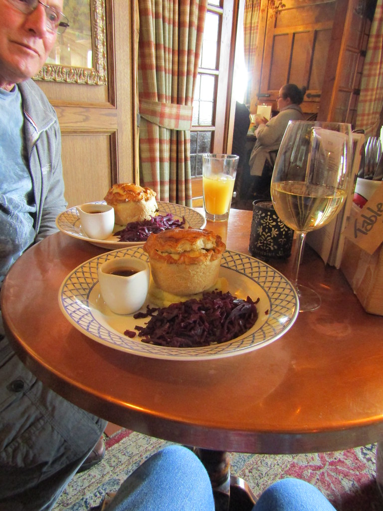 Steak and Tanglefoot pie at Worlds End After a morning at … Flickr