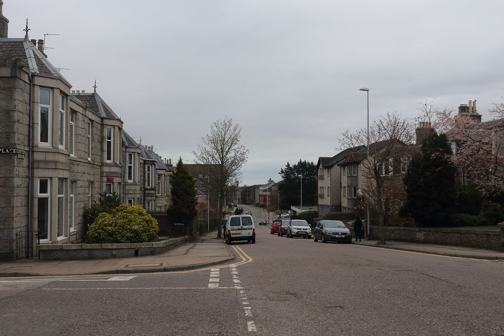 Clifton Road,Aberdeen_apr 22_5413 Alan Longmuir. Flickr