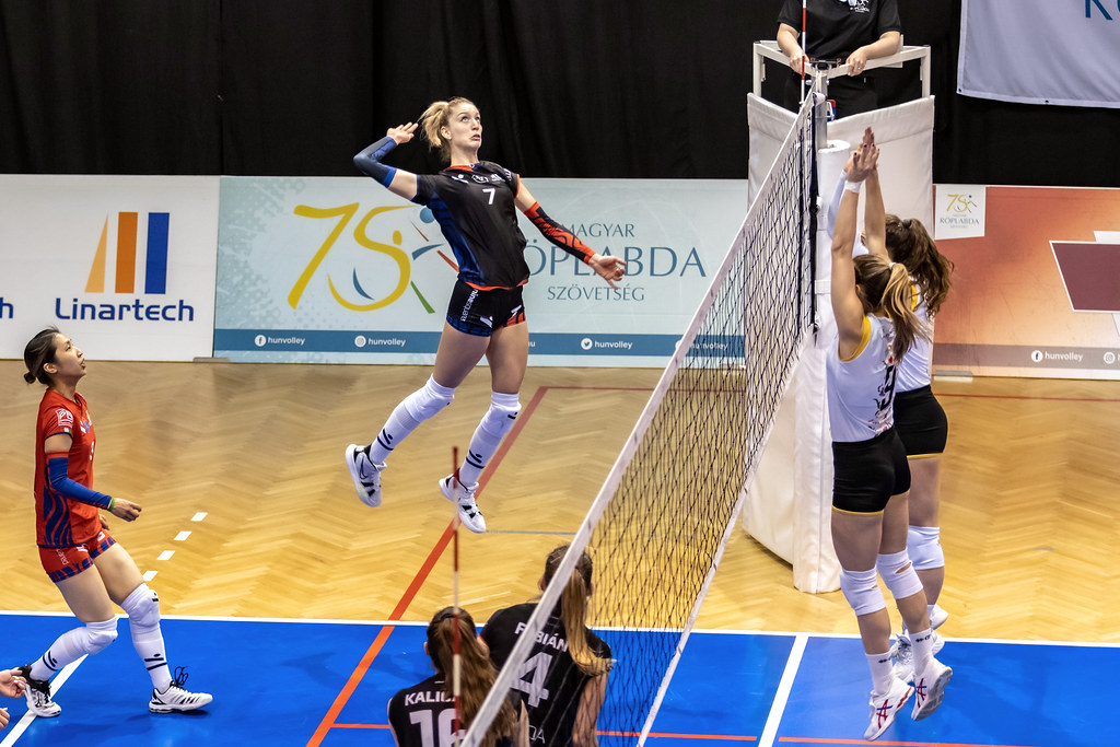 DSC_3880 KATA TÖRÖK Outside hitter/spiker or wing hitter/s… Flickr