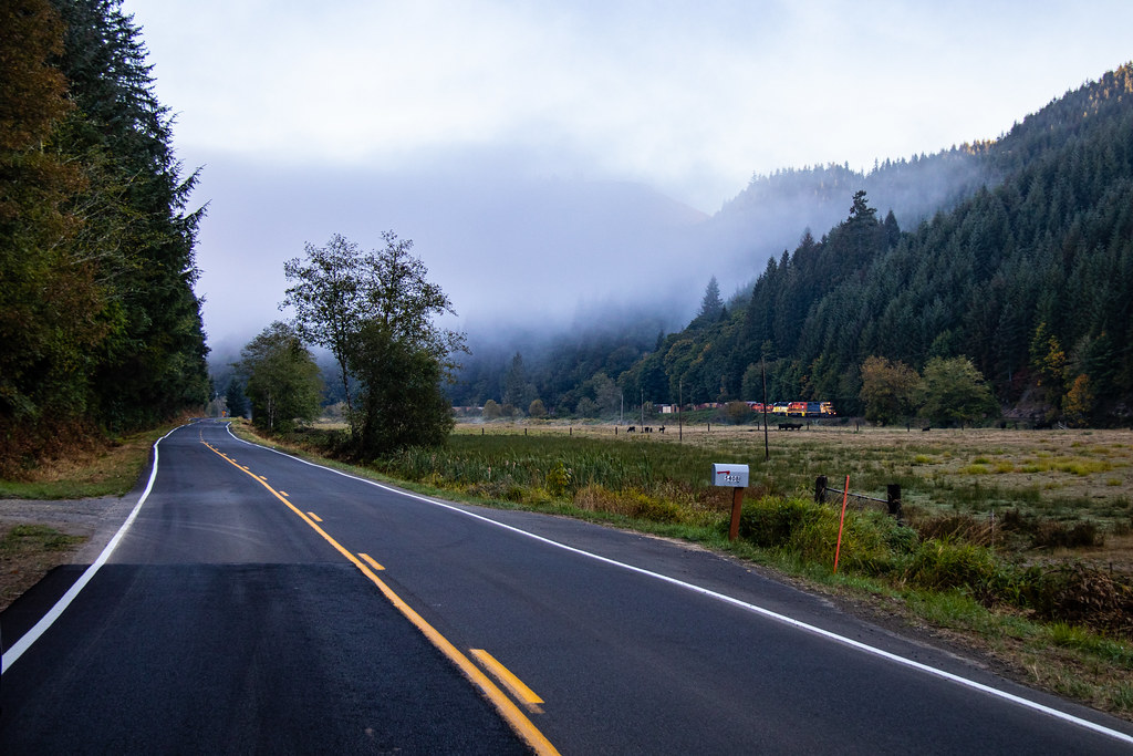Elk City The fog tapers off as the Toledo Patch continues … Flickr