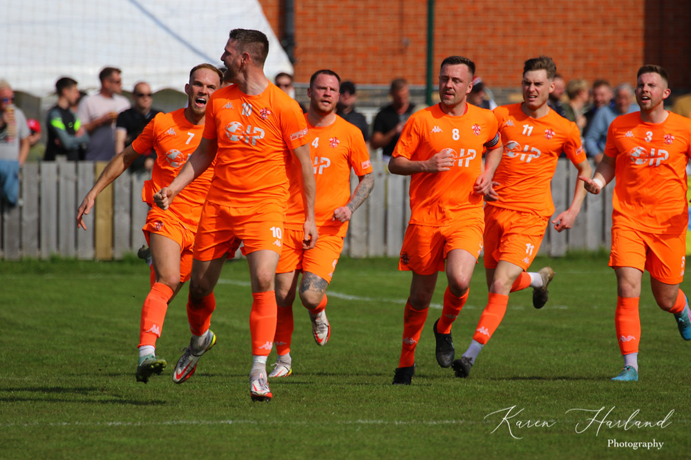 2J2A0053 Markse Utd v Liversedge FC 16.4.22 Karen Harland Flickr