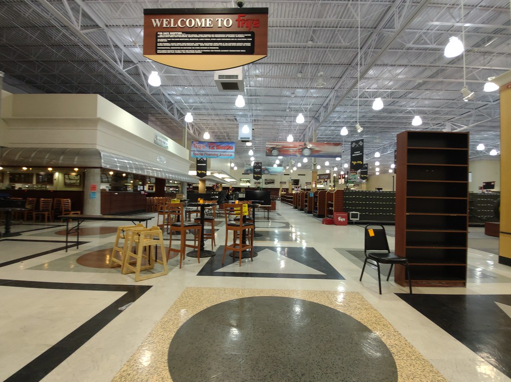 Former Fry's Electronics Fishers IN Formerly Incredible Un… Flickr