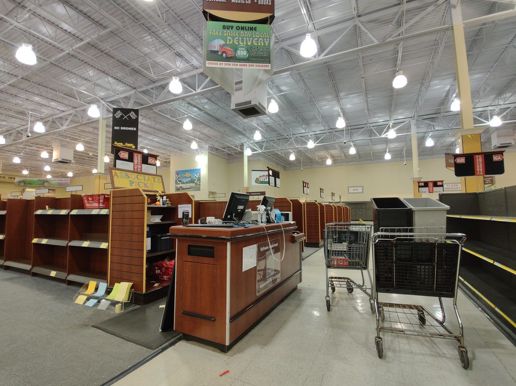 Former Fry's Electronics Fishers IN Formerly Incredible Un… Flickr