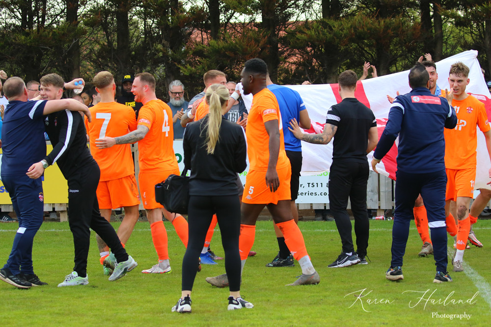 2J2A0796 Markse Utd v Liversedge FC 16.4.22 Karen Harland Flickr