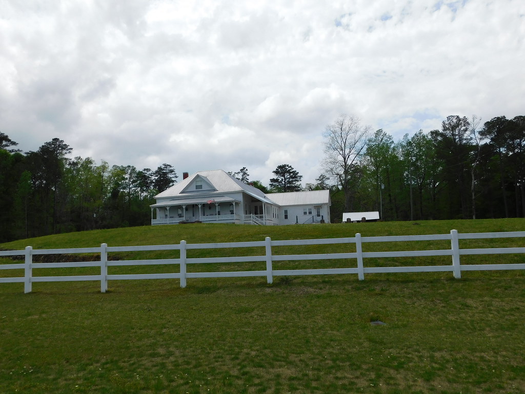The Allen Plantation House Lisman, Alabama The two story f… Flickr