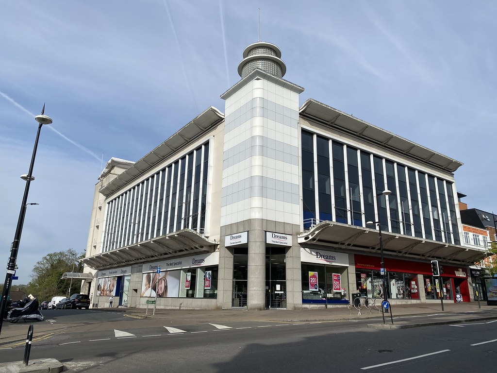 Dreams, Bromley The much altered former Gaumont Cinema. Se… Flickr