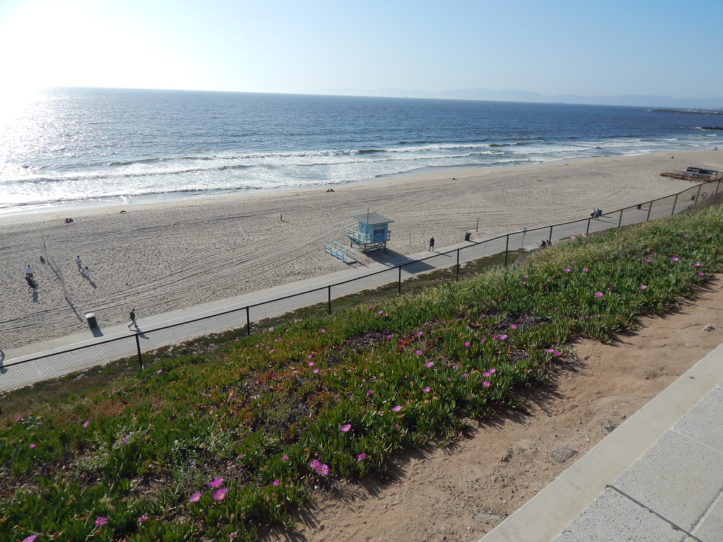 Esplanade, Redondo Beach James Fujita Flickr