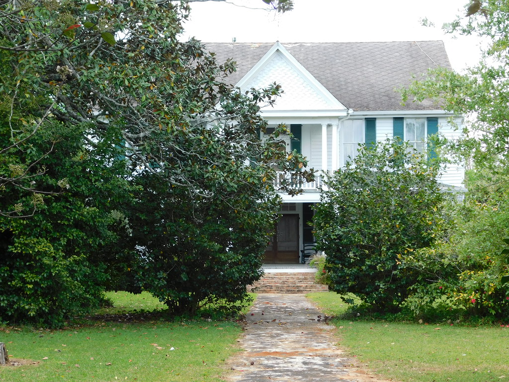 Pine Flat Plantation Forest Home, Alabama Constructed betw… Flickr