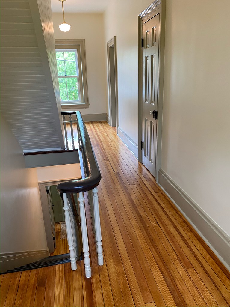 IMG_0252 Mary Collins Real Estate Flickr