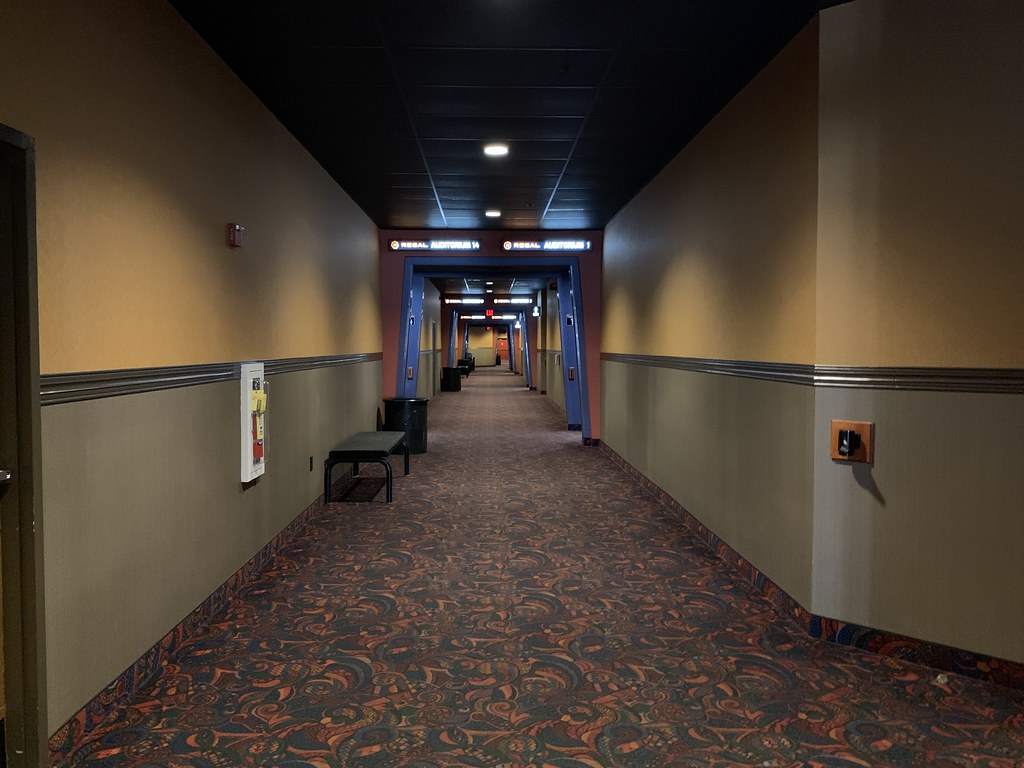 Regal Barn Plaza interior Regal Barn Plaza (48,840 square … Flickr