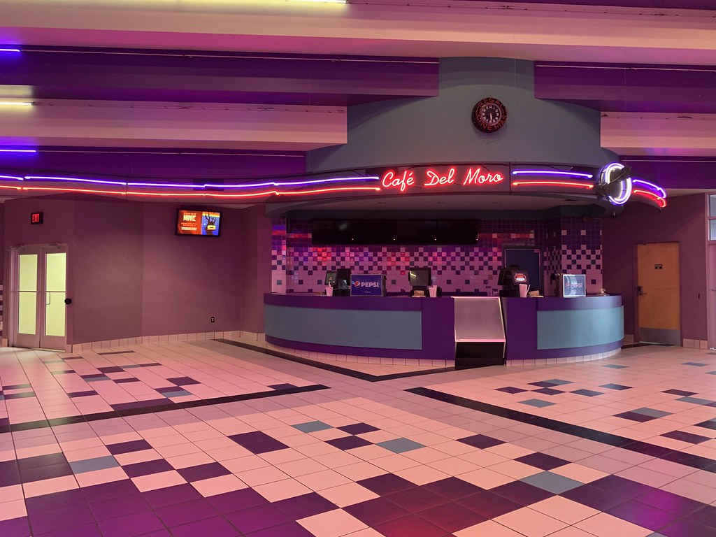 Regal Oaks interior Regal Oaks (105,507 square feet) 180 M… Flickr