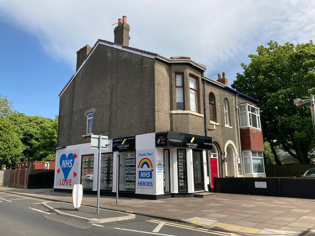 Elbow Lane No 16 2020 05 24 Karen Parks Estate Agents NHS … Flickr