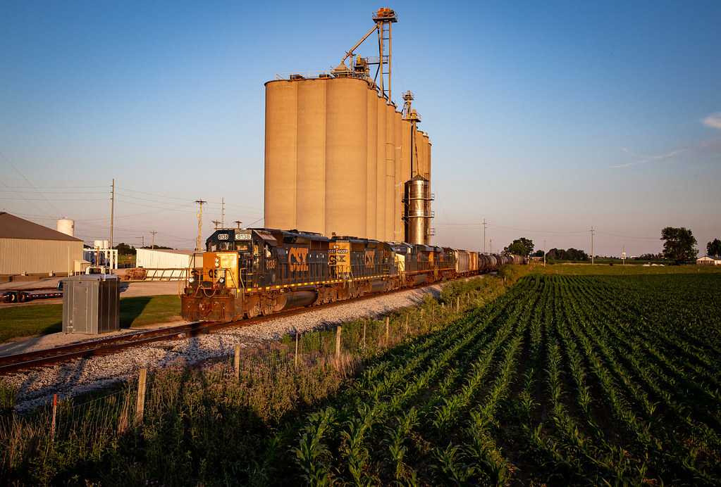 J784 College Corner Ohio Rails Flickr