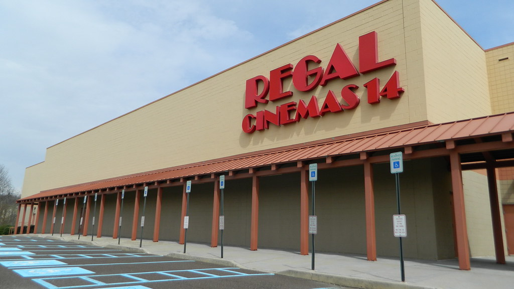 Regal Barn Plaza Regal Barn Plaza (48,840 square feet) 174… Flickr