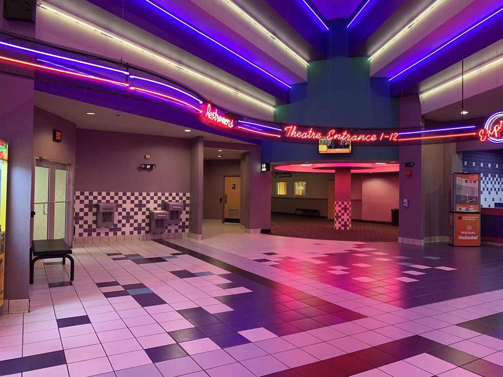 Regal Oaks interior Regal Oaks (105,507 square feet) 180 M… Flickr