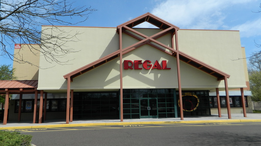 Regal Barn Plaza Regal Barn Plaza (48,840 square feet) 174… Flickr