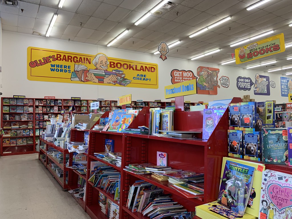 Ollie's Bargain Outlet interior Ollie's Bargain Outlet 10… Flickr