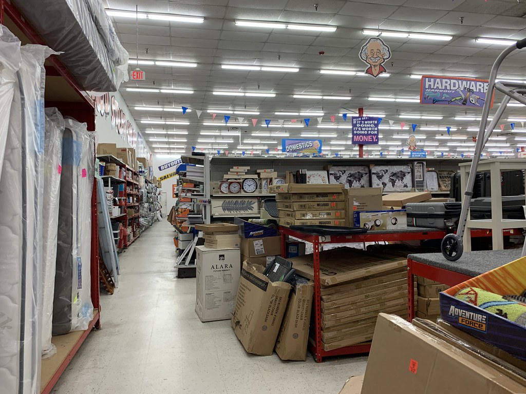 Ollie's Bargain Outlet interior Ollie's Bargain Outlet 10… Flickr