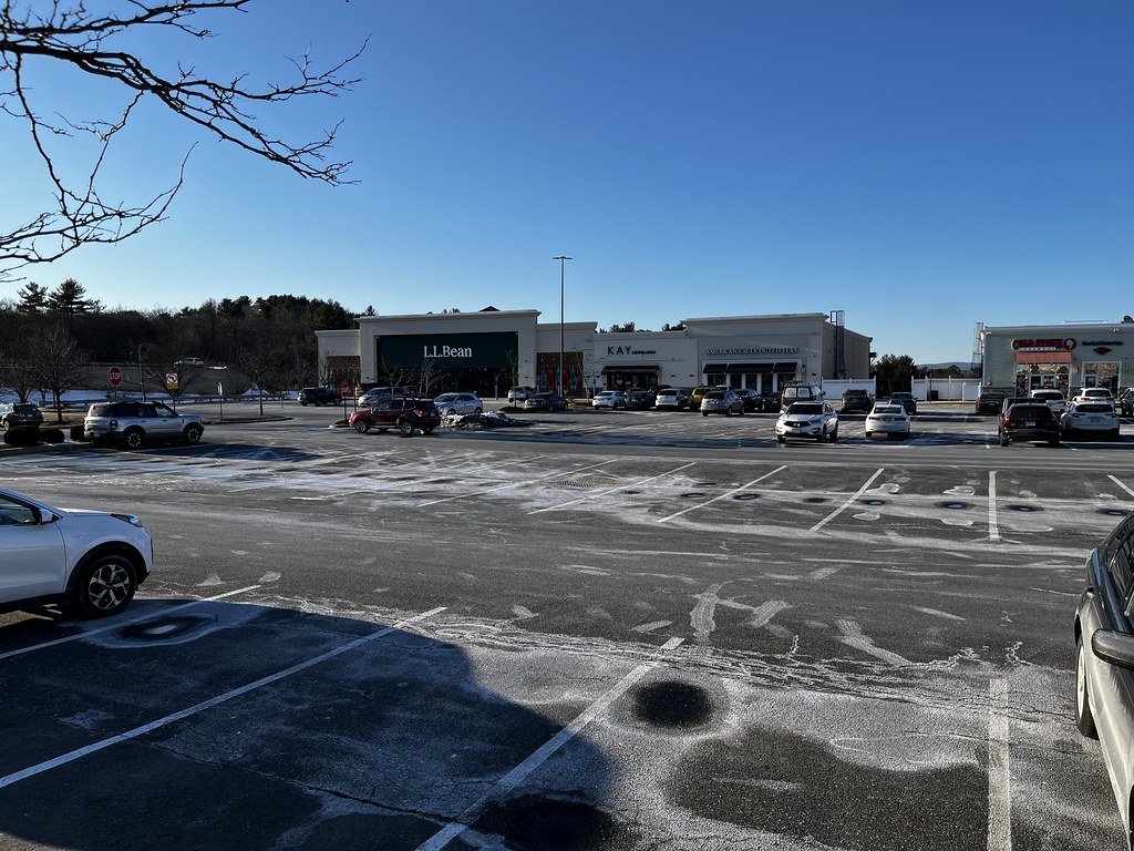 LL Bean (Millbury, Massachusetts) JJBers Flickr