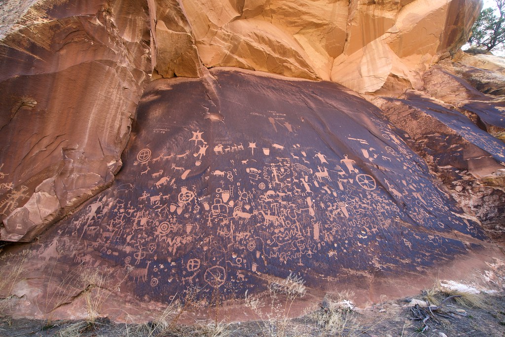 Newspaper Rock State Historical Monument Monticello, UT KLB2305