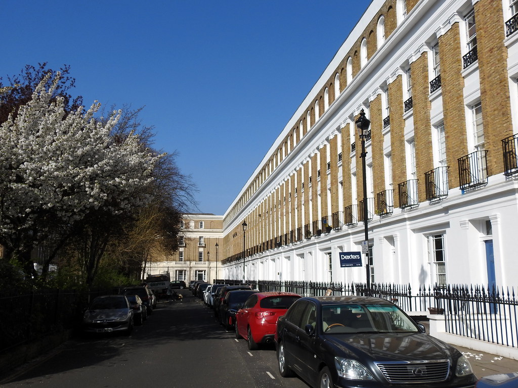 Milner Square Milner Square, London. Designed by Roumieu a… Flickr
