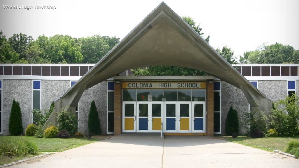 Colonial High School NJ https//www.njspotlightnews.or… Flickr