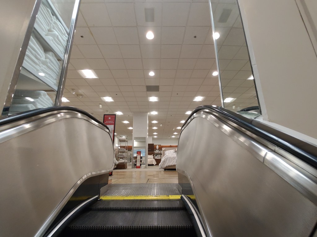 Macy's Glenbrook Square Mall Fort Wayne IN Formerly L.S. A