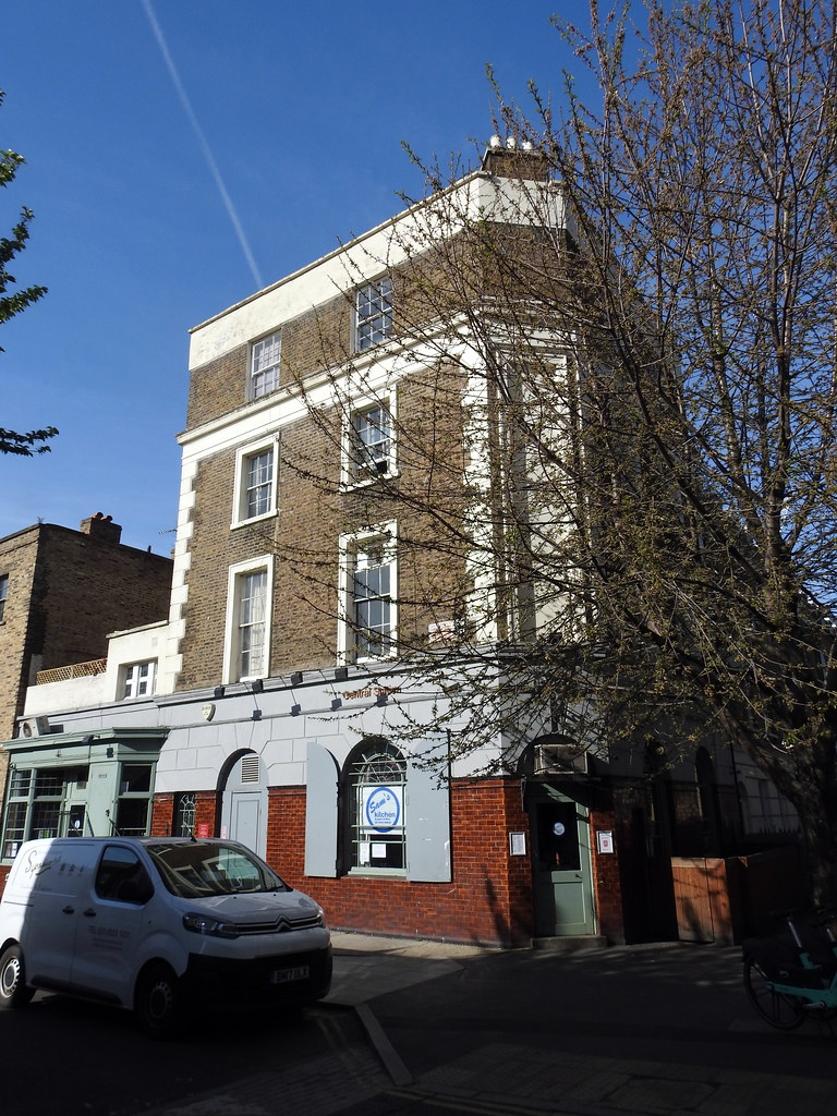 Central Station. 37 Wharfdale Road, London. Formerly The P… Flickr