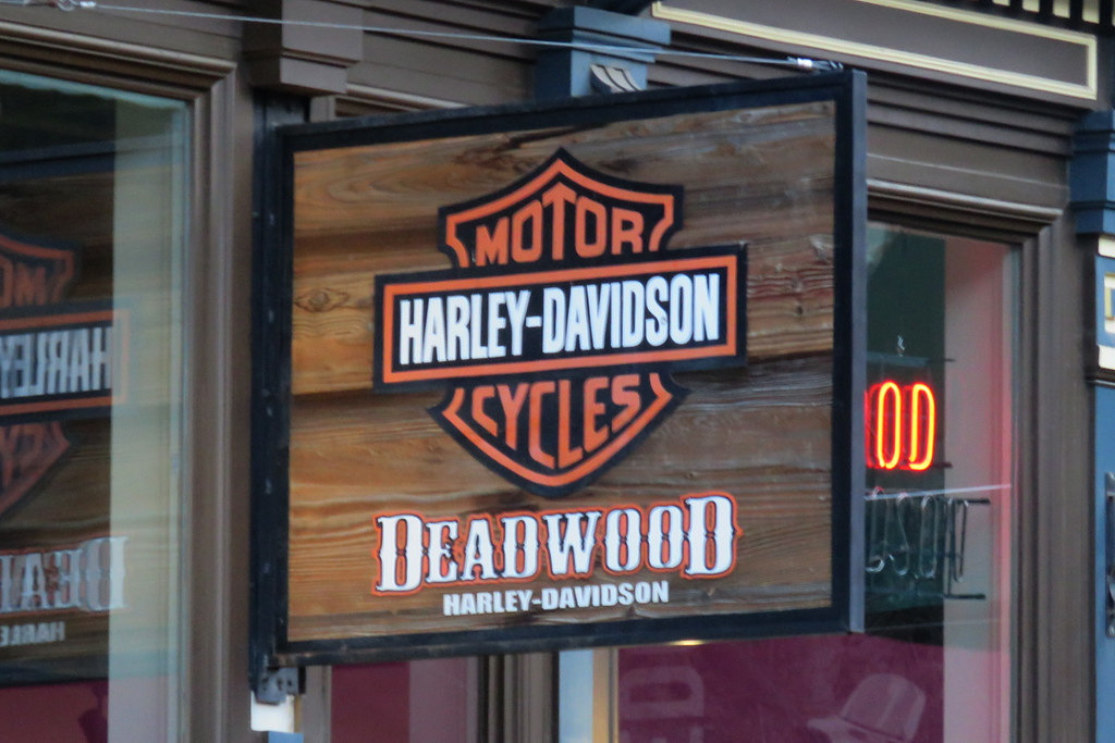 Deadwood, SD HarleyDavidson shop John H. Gámez Flickr