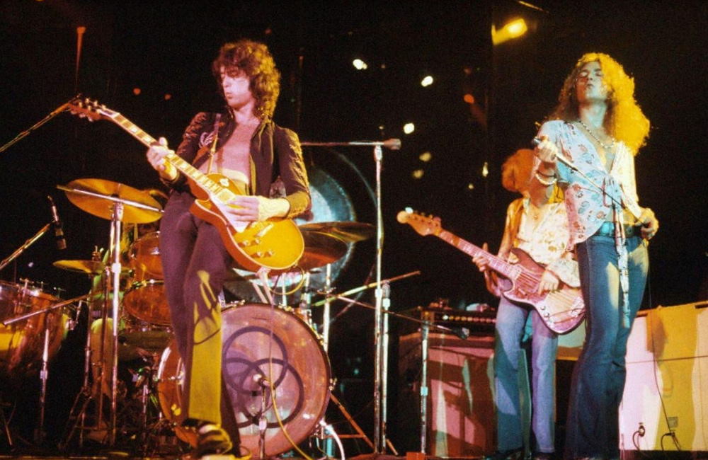 Top 10 Led Zeppelin Songs Led Zeppelin is a legendary rock… Flickr