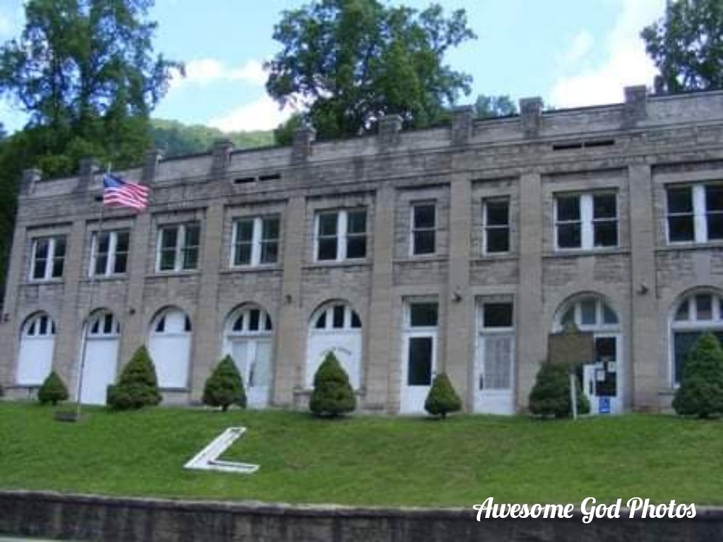 Old town hall and post office. Lynch Kentucky. Harlan Coun… Flickr