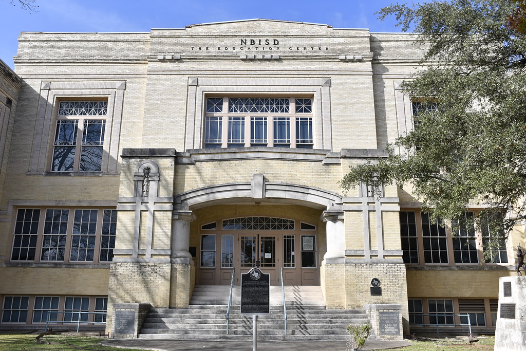 New Braunfels High School County, Texas) Historic 1… Flickr