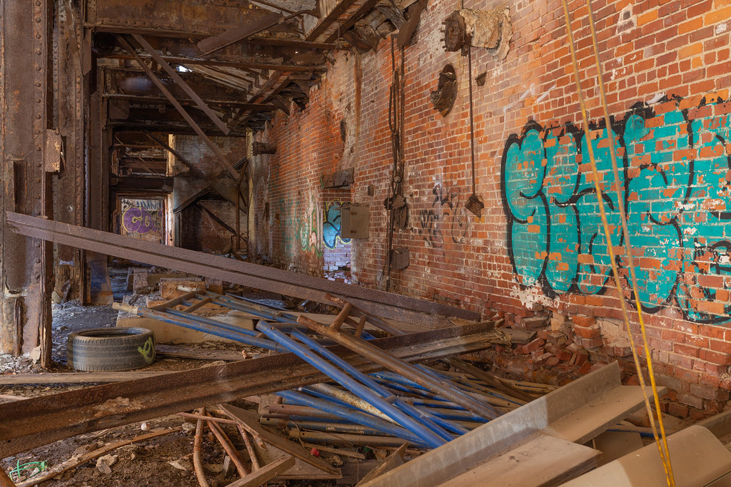 Glenwood Power Plant Yonkers, NY. MadMartigen Flickr