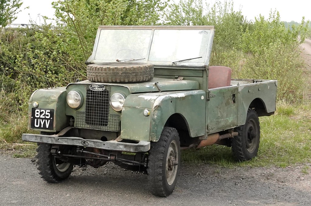 825UYV Land Rover Series 1 Saffron Walden Crank Up at the … Flickr