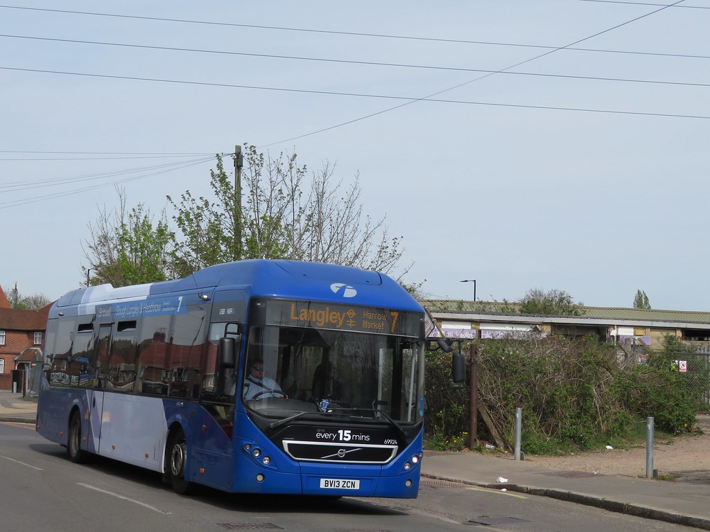 Stoke Road Slough portemolitor Flickr