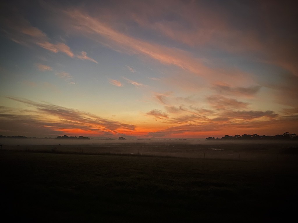 Sunrise Anzac Day 2022 Doug Farr Flickr