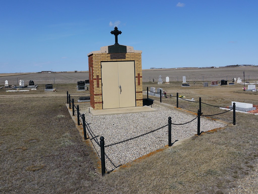 Gravelbourg Catholic Cemetery SK 20220424_145423 P1010534 Flickr